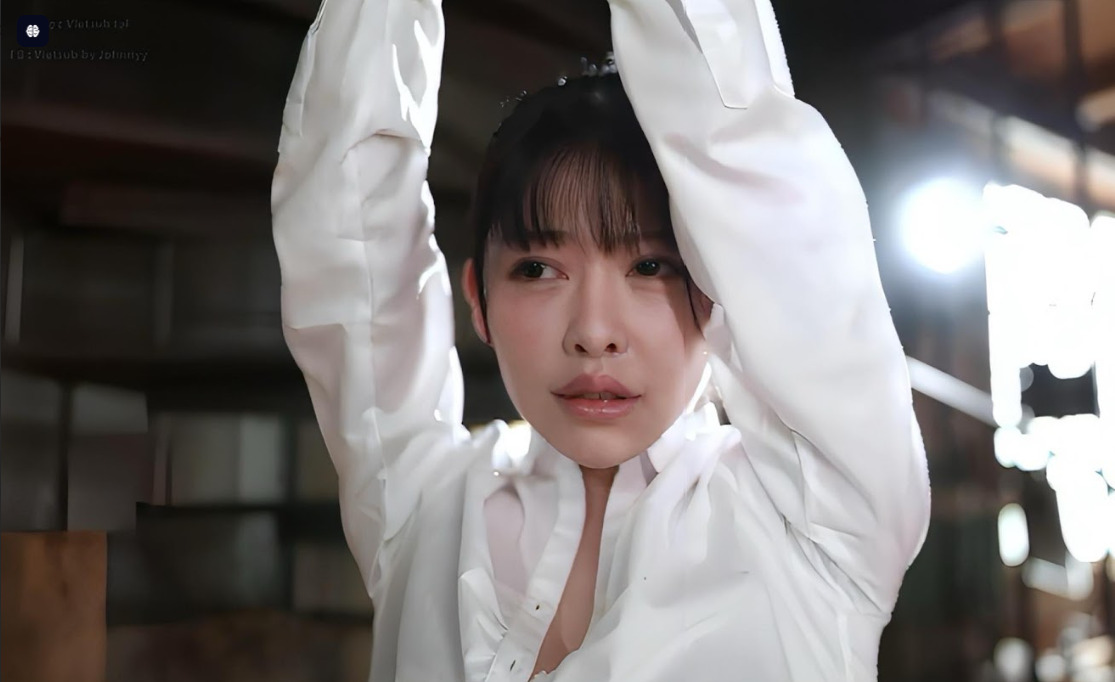 Đôi mắt ướt át như biết nói